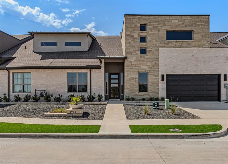 1718 Governors Boulevard, Heath TX 75126