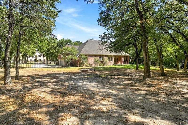 676 Boling Ranch Road, Azle TX 76020 - Photo 37