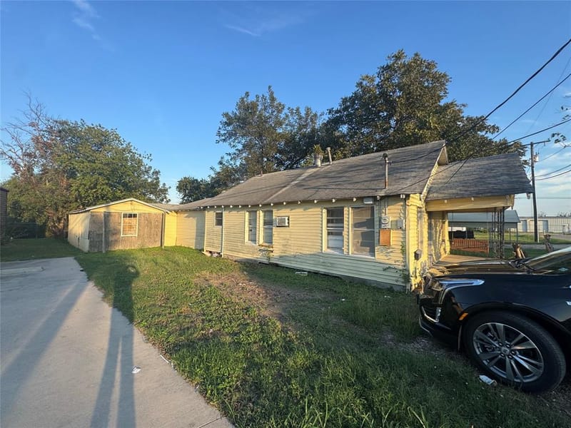 208 S Church Street, Elm Mott TX 76640 - Photo 26