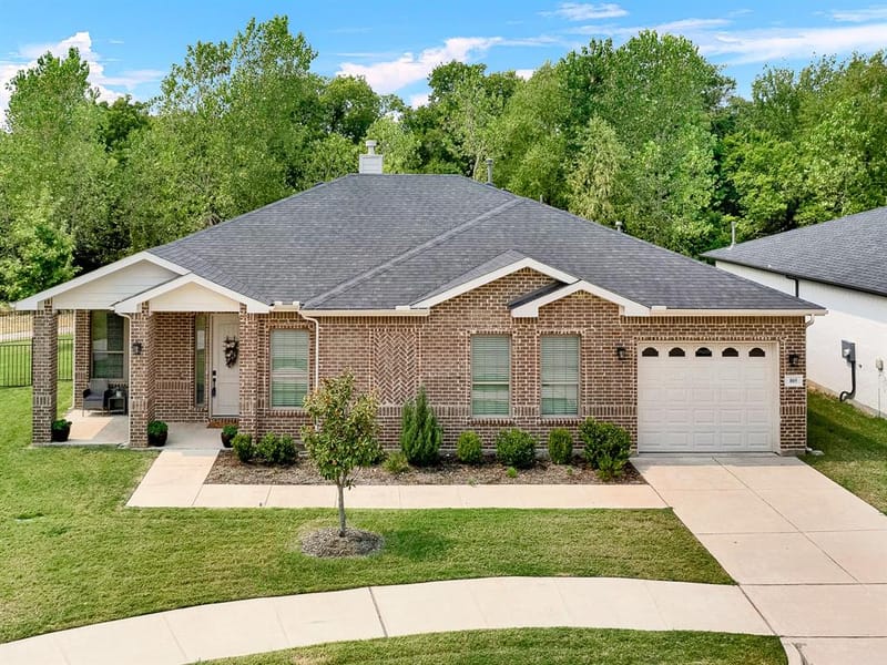 805 Hearthside Way, McKinney TX 75071