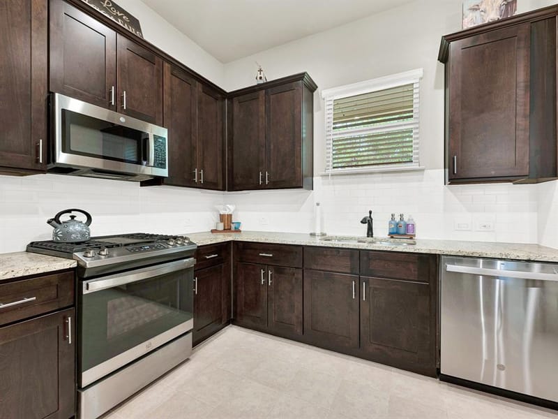805 Hearthside Way, McKinney TX 75071 - Photo 10