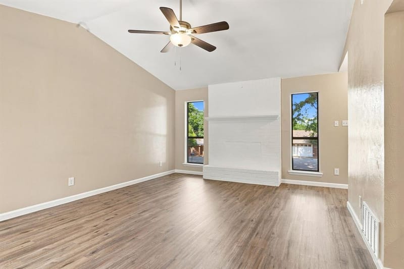 721 Timberoaks Drive, Azle TX 76020 - Photo 6