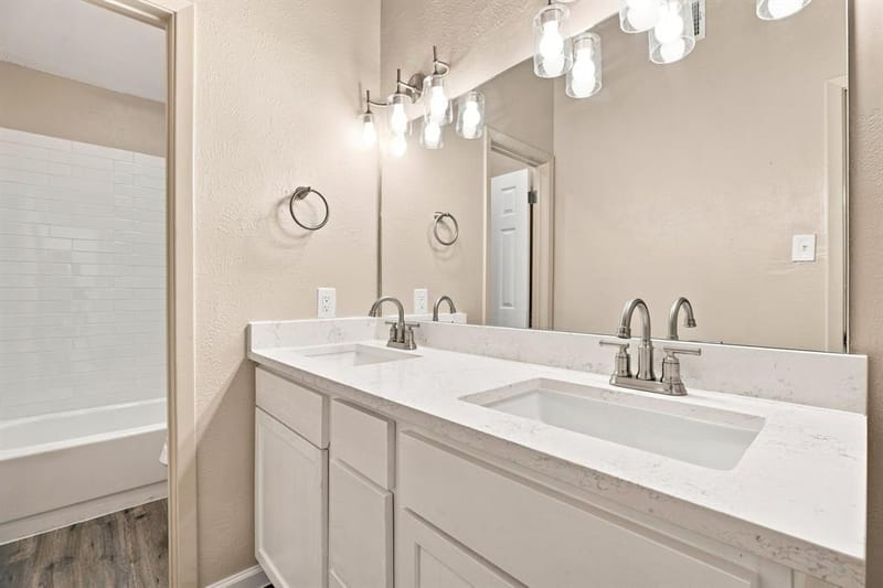 721 Timberoaks Drive, Azle TX 76020 - Photo 28
