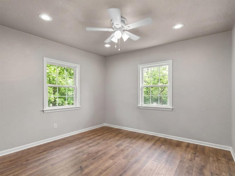 638 Bethpage Avenue, Dallas TX 75217 - Photo 12