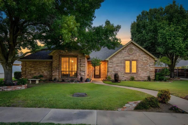 990 Oak Ridge Drive, Keller TX 76248 - Photo 2