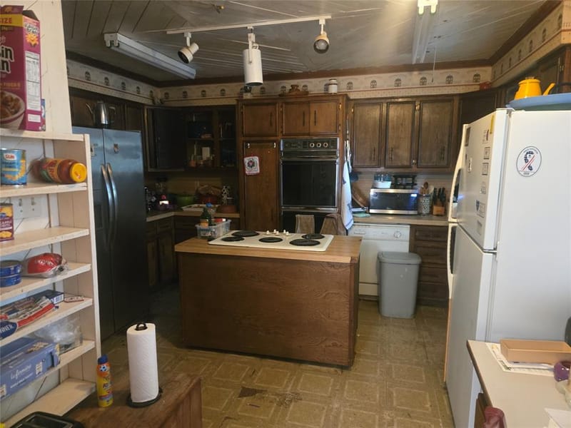 12207 Baron Drive, Balch Springs TX 75180 - Photo 6