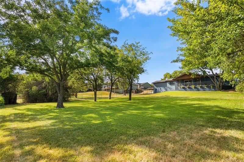 80 Bayside Circle, Gainesville TX 76240 - Photo 36