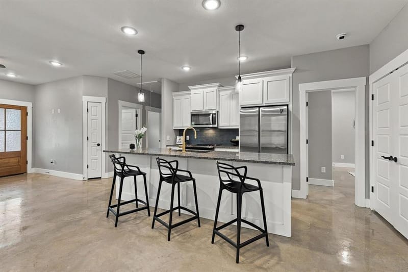 225 E Washington Street, Denison TX 75021 - Photo 12