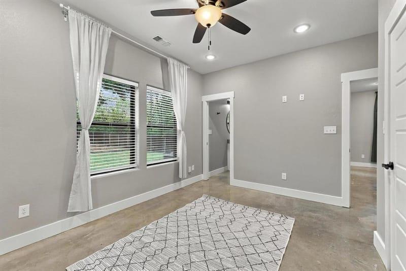 225 E Washington Street, Denison TX 75021 - Photo 22