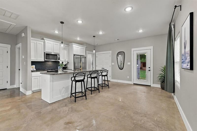 225 E Washington Street, Denison TX 75021 - Photo 11