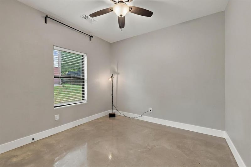 225 E Washington Street, Denison TX 75021 - Photo 29