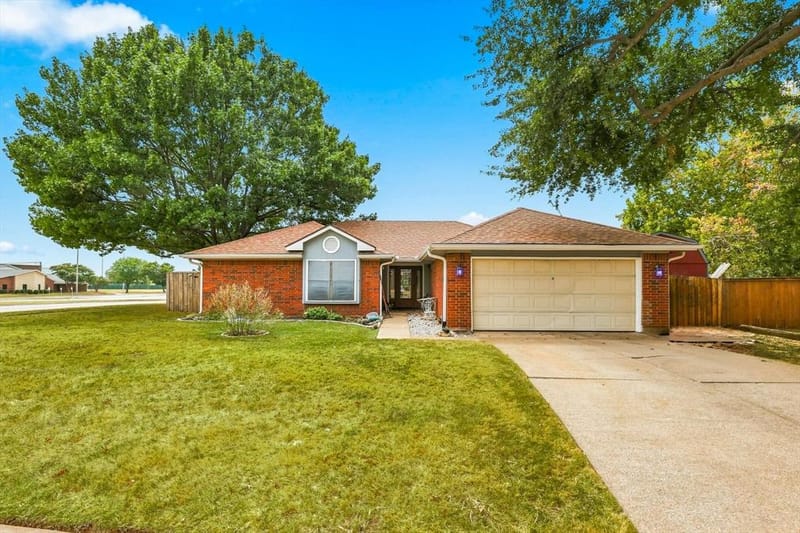 2714 Skyview Drive, Corinth TX 76210
