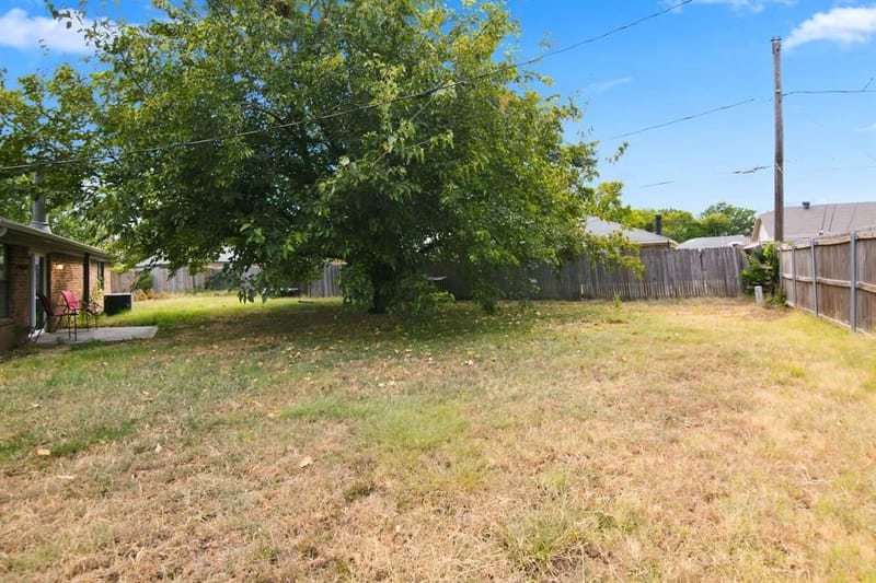 6400 Twin Spruce Court, Arlington TX 76018 - Photo 34