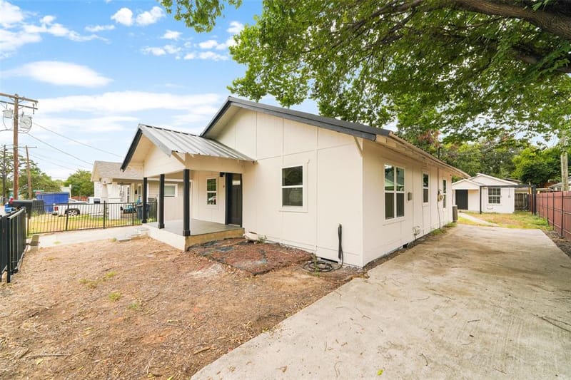 2520 Dell Street, Fort Worth TX 76111 - Photo 5
