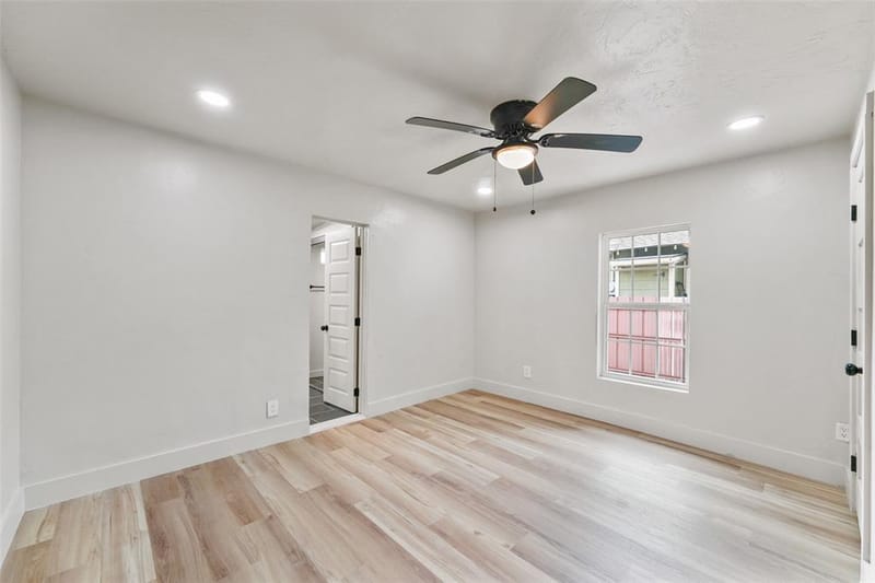 2520 Dell Street, Fort Worth TX 76111 - Photo 14