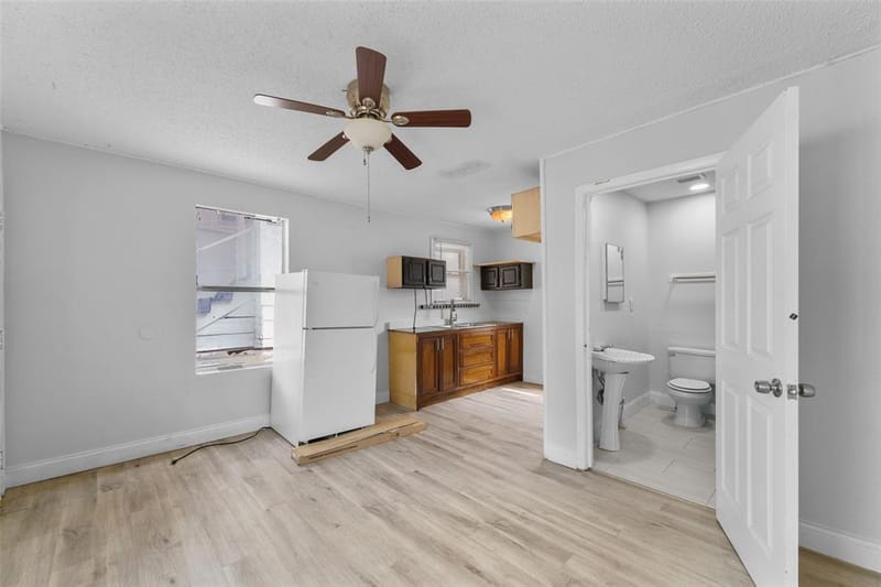 2520 Dell Street, Fort Worth TX 76111 - Photo 18