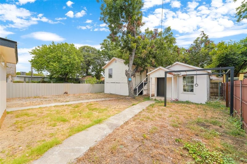 2520 Dell Street, Fort Worth TX 76111 - Photo 25