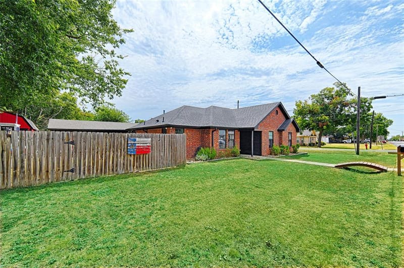 1102 14th Street, Honey Grove TX 75446 - Photo 30