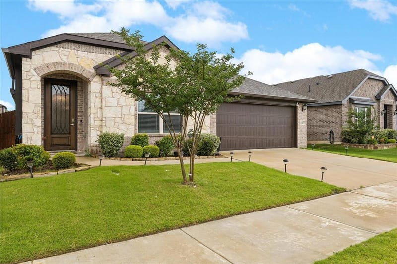 4425 Ridgehurst Lane, Fort Worth TX 76036