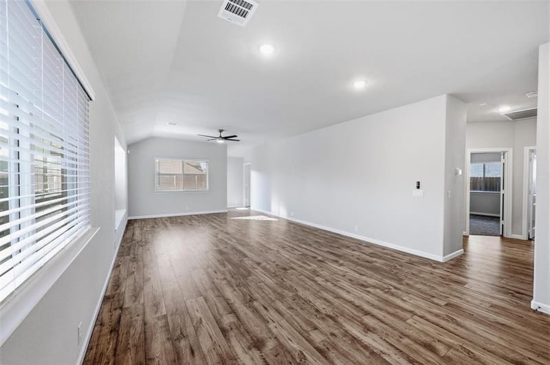 4425 Ridgehurst Lane, Fort Worth TX 76036 - Photo 8