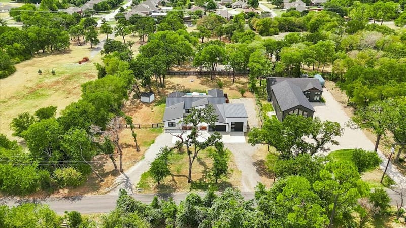 211 Shahan Drive, Shady Shores TX 76208 - Photo 38