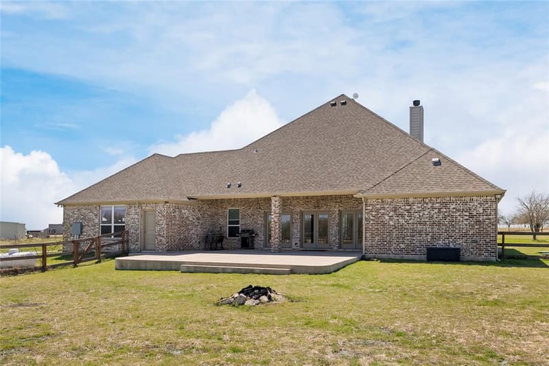 5750 High Mesa Drive, Justin TX 76247 - Photo 13