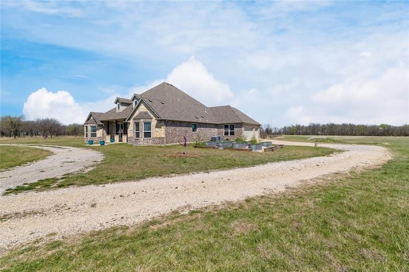 5750 High Mesa Drive, Justin TX 76247 - Photo 24