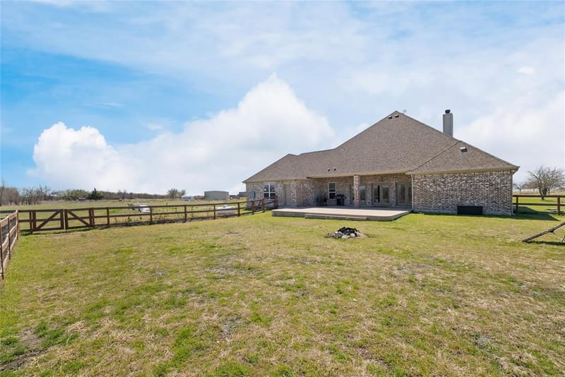 5750 High Mesa Drive, Justin TX 76247 - Photo 19