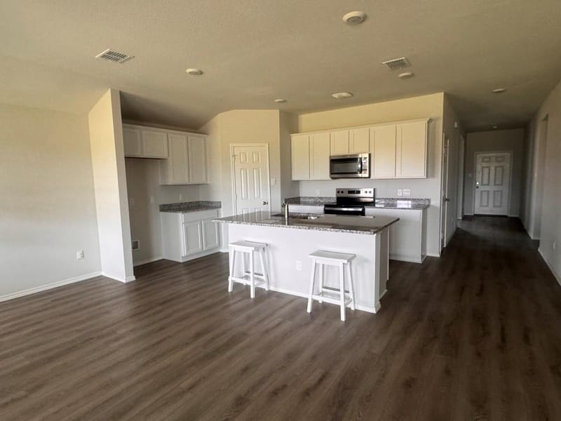 12536 Tarres Court, Waco TX 76655 - Photo 9