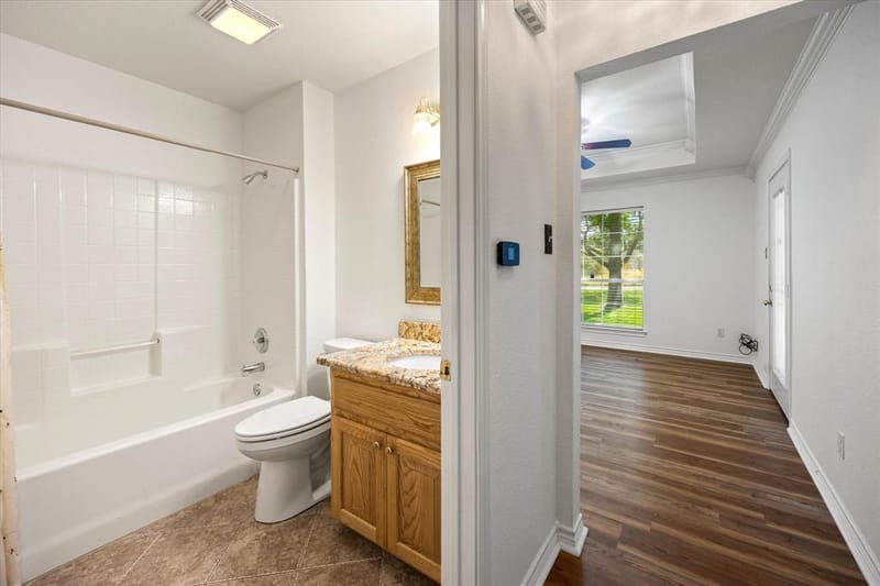 1202 Henard Lane, Granbury TX 76048 - Photo 29
