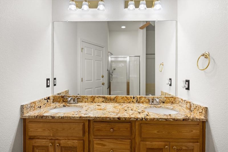 1202 Henard Lane, Granbury TX 76048 - Photo 21