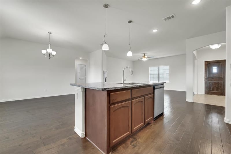 6335 Brookcrest, Godley TX 76044 - Photo 9