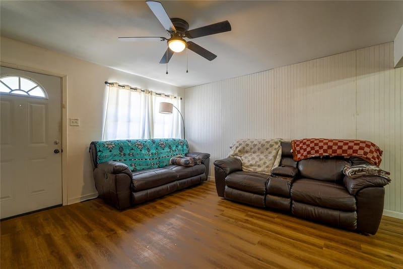 807 N Lacy Drive, Lacy Lakeview TX 76705 - Photo 5