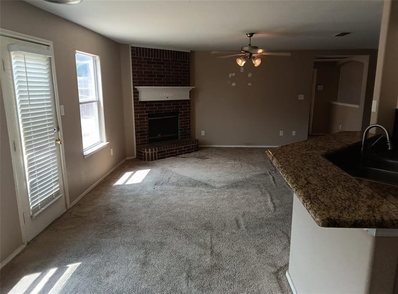 424 Heritage Drive, Crowley TX 76036 - Photo 6