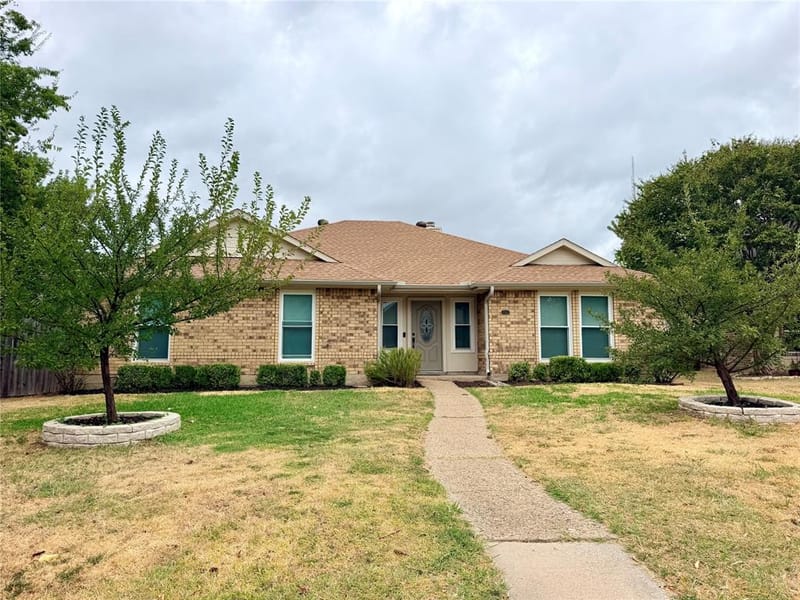 7102 Lyons Road, Garland TX 75043
