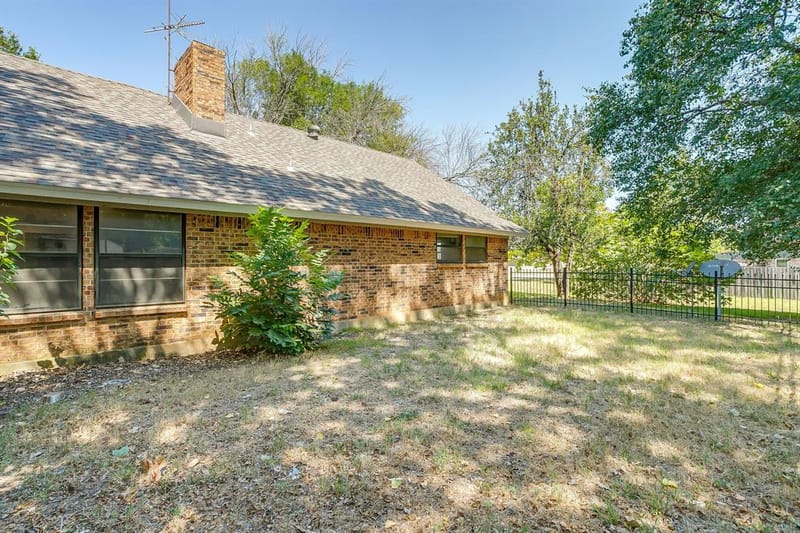 400 Mountain Valley Boulevard, Joshua TX 76058 - Photo 36
