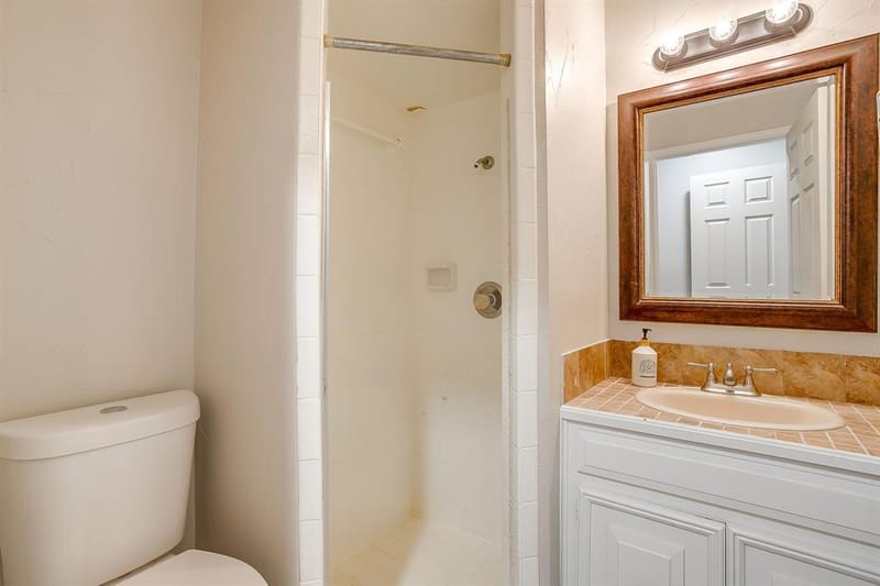 400 Mountain Valley Boulevard, Joshua TX 76058 - Photo 18