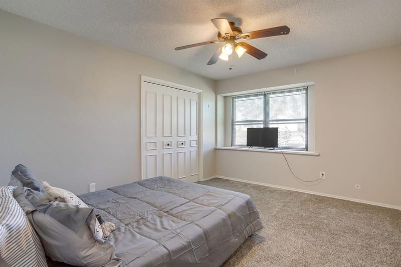 400 Mountain Valley Boulevard, Joshua TX 76058 - Photo 29