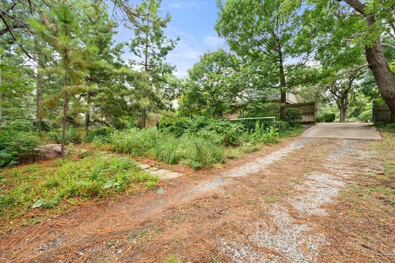 623 N Bowen Road, Arlington TX 76012 - Photo 30