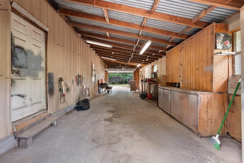 623 N Bowen Road, Arlington TX 76012 - Photo 37