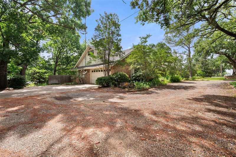 623 N Bowen Road, Arlington TX 76012 - Photo 29