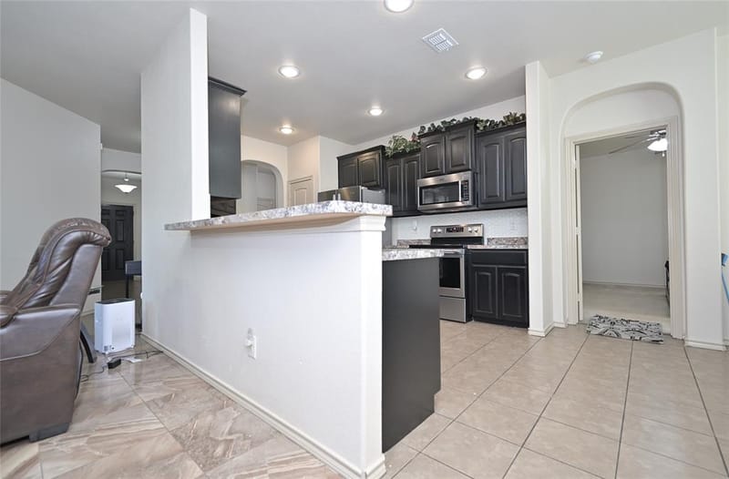 3000 Mitchell Court, Arlington TX 76010 - Photo 13