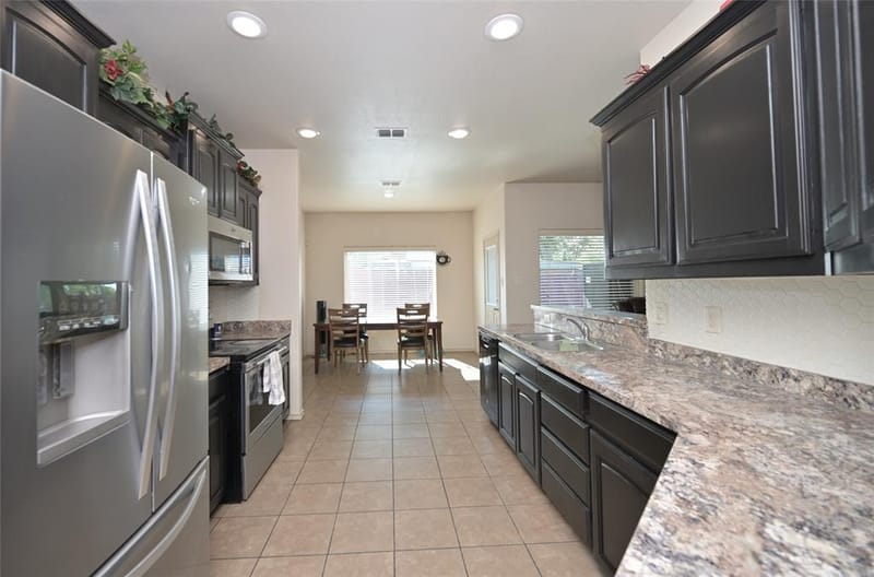 3000 Mitchell Court, Arlington TX 76010 - Photo 5