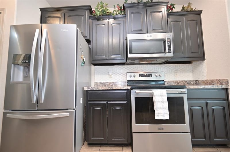 3000 Mitchell Court, Arlington TX 76010 - Photo 10