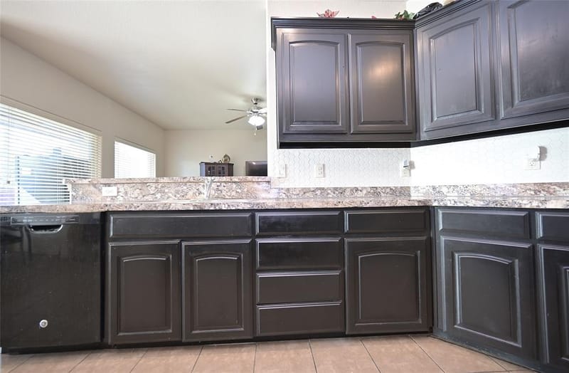 3000 Mitchell Court, Arlington TX 76010 - Photo 8