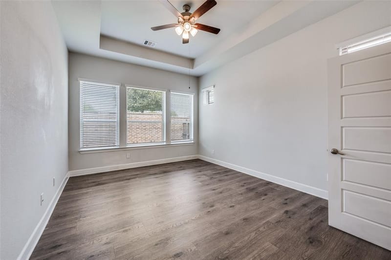 2615 High Bluff Drive, Mansfield TX 76063 - Photo 13