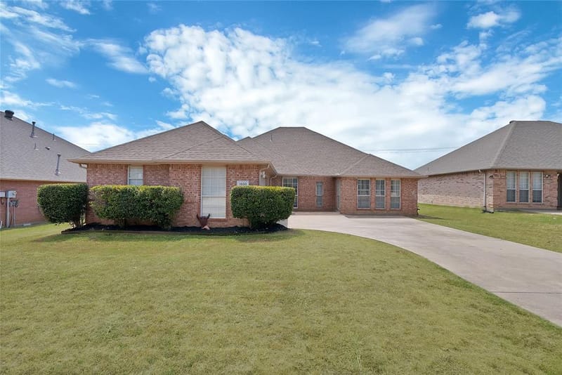 1800 Buena Vista Drive, Denton TX 76210