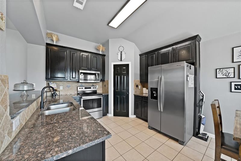 1800 Buena Vista Drive, Denton TX 76210 - Photo 14