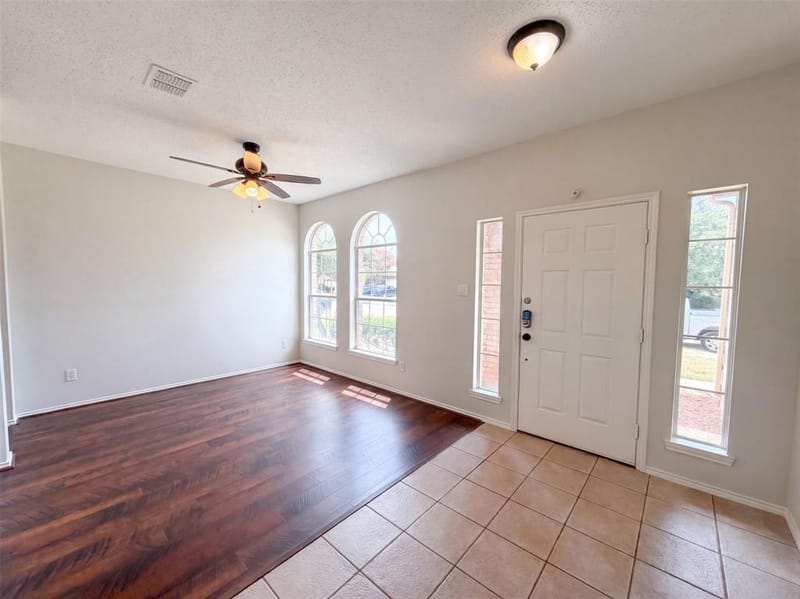 12609 Black Cherry Lane, Fort Worth TX 76040 - Photo 7