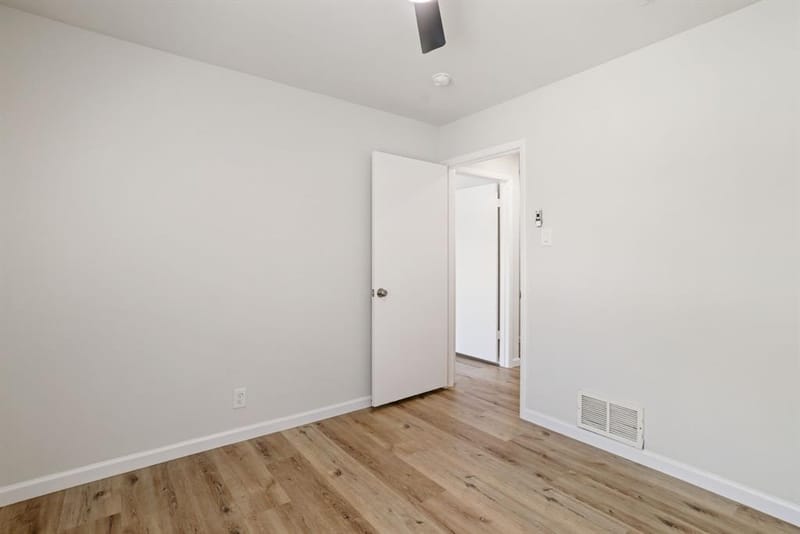 6441 Carousel Drive, Watauga TX 76148 - Photo 10